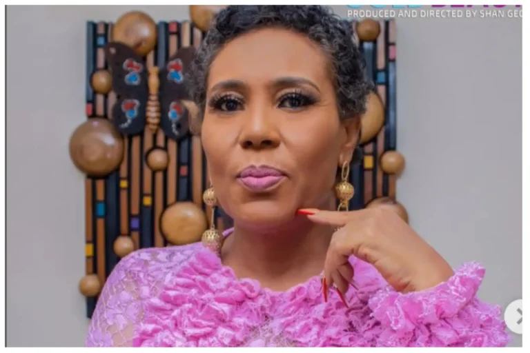 I’m now penniless and have nothing to eat with my Children.” Nigerian Actress cries out after fraudsters dupe her of #3.6M